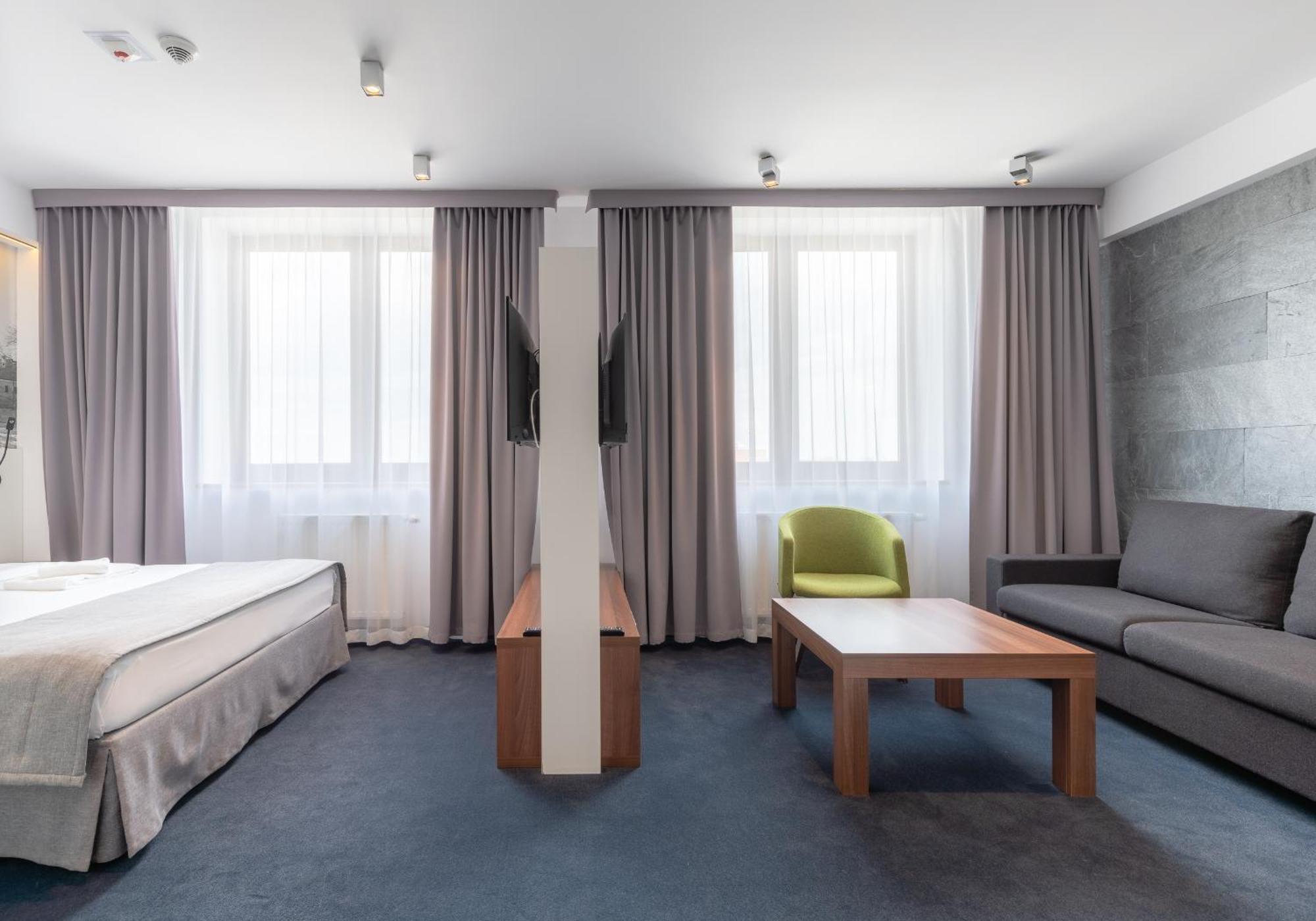 Hotel Terminal 3*